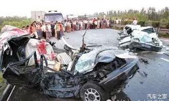 最新爆料车祸新闻报道内容,“惊魂瞬间!最新车祸报道揭示事故惊人细节”